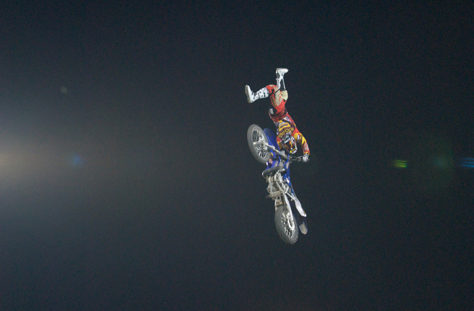 x-fighters9
